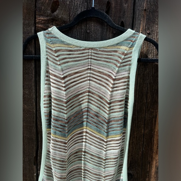Nic + Zoe Blue Green Crochet Knit Beachy Tank Top - Picture 5 of 9